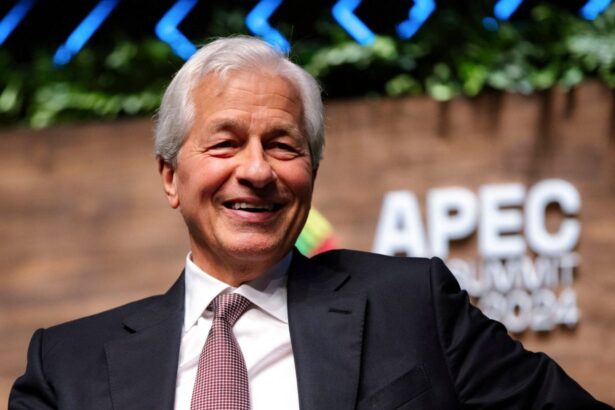 Jamie Dimon’s Five Skills for Surviving the AI Job Shift
